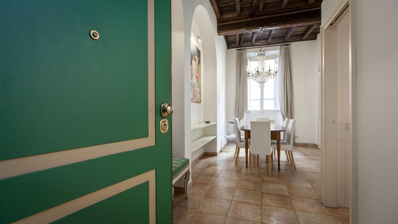 Apartment Teatro Pace *